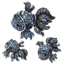 Load image into Gallery viewer, Vintage Cute Blue Crystal Fish Brooch
