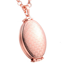 Load image into Gallery viewer, Photo Frame Memory Locket Pendant Necklace
